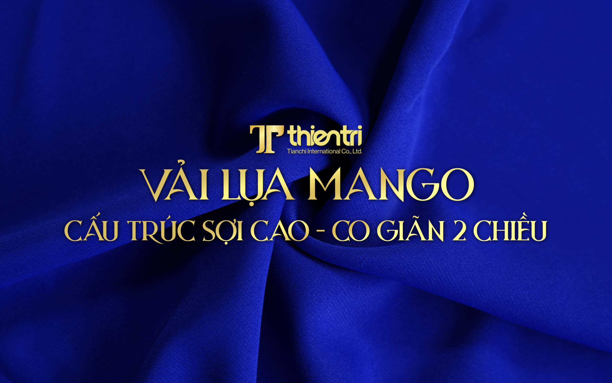 Cận cảnh bề mặt vải lụa Mango màu xanh dương với đặc tính cấu trúc sợi cao và khả năng co giãn 2 chiều