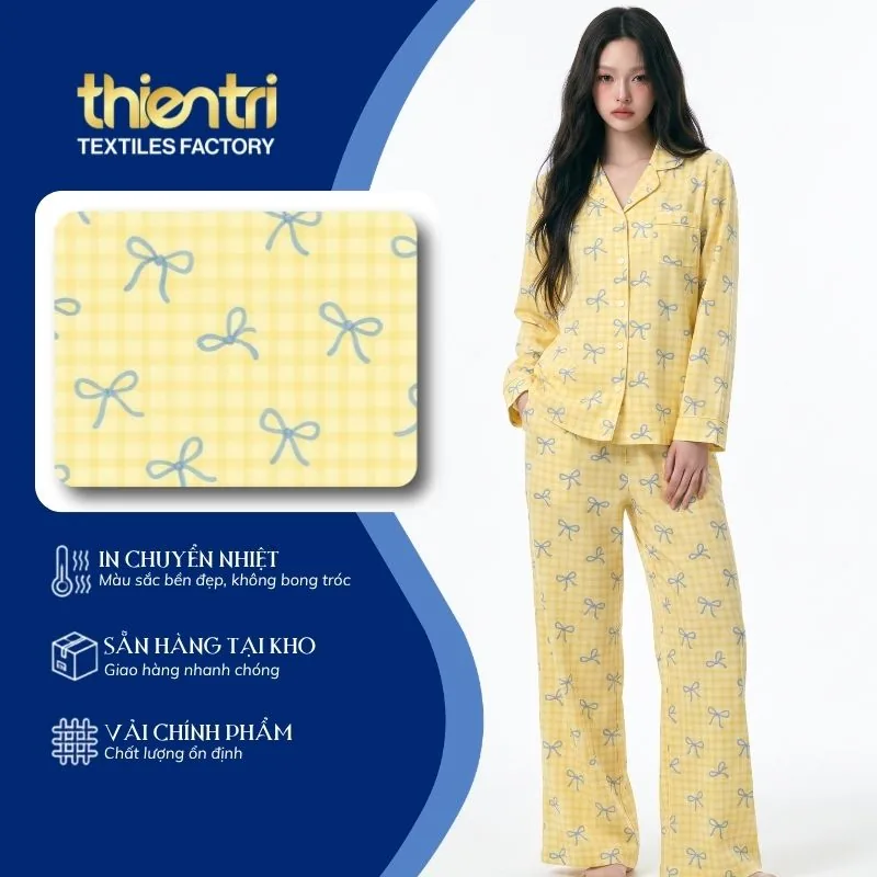 Mẫu đồ bộ may từ vải in họa tiết caro nơ của Thiên Trì