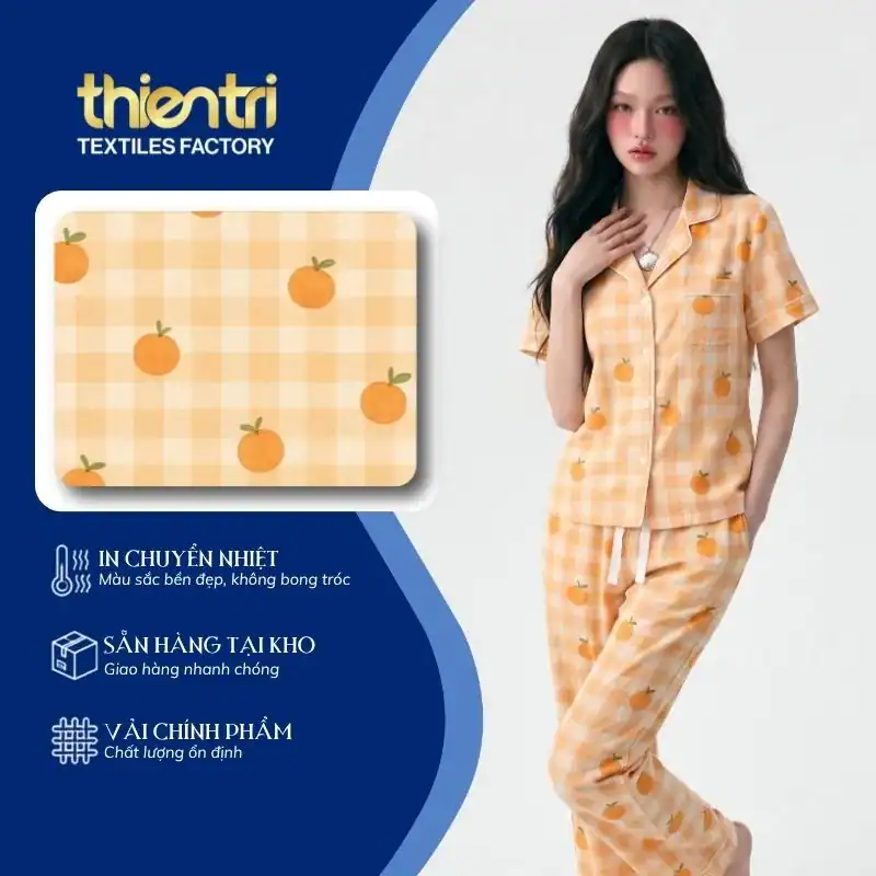 Mẫu đồ bộ may từ vải in họa tiết caro quả quýt của Thiên Trì