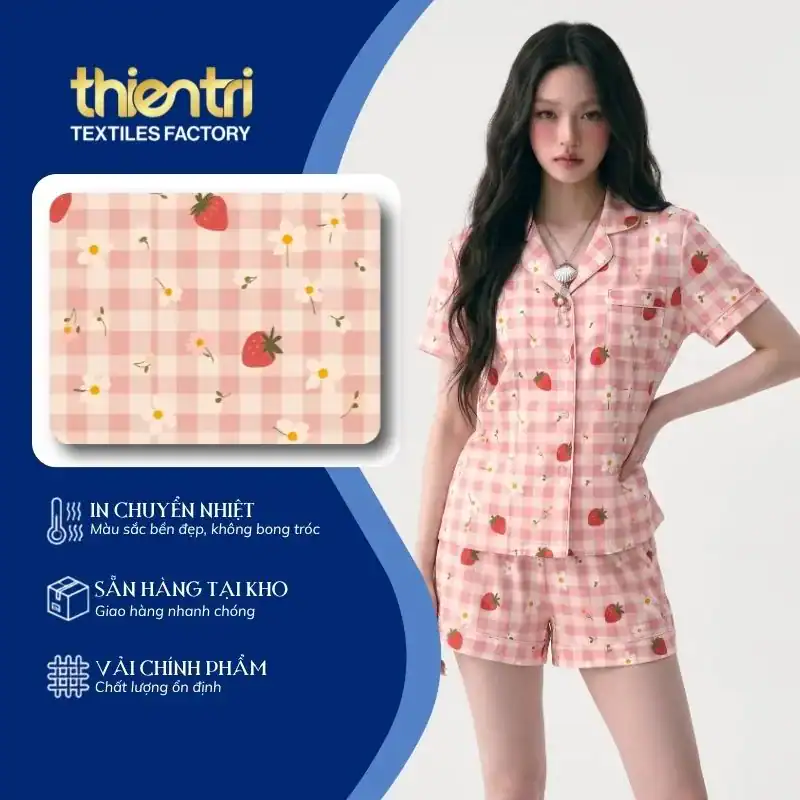 Trang phục may từ vải in họa tiết caro trái dâu, vải polyester in chuyển nhiệt